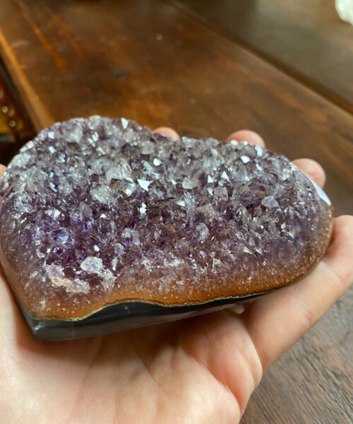 Amethyst Heart 34 Purple Quartz Geode Crystal Alaskan Gift Heart 752g H11.5xW14xD4cm - Image 4