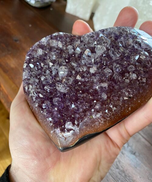 Amethyst Heart 34 Purple Quartz Geode Crystal Alaskan Gift Heart 752g H11.5xW14xD4cm - Image 6