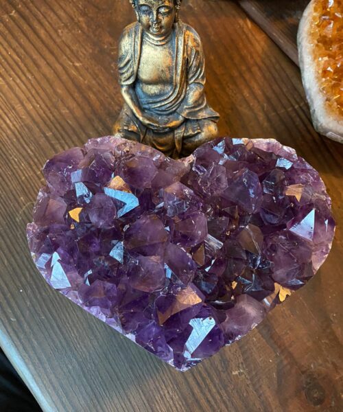 Huge Amethyst Heart 27 Purple Quartz Geode Crystal Gift 1.894kg - H16xW12xD6.5cm