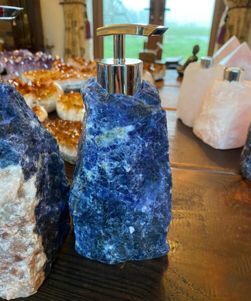 High Quality Sodalite Quartz Blue Crystal Gemstone Soap Dispenser 18cm Height x 10.5cm width 1600g - Image 9