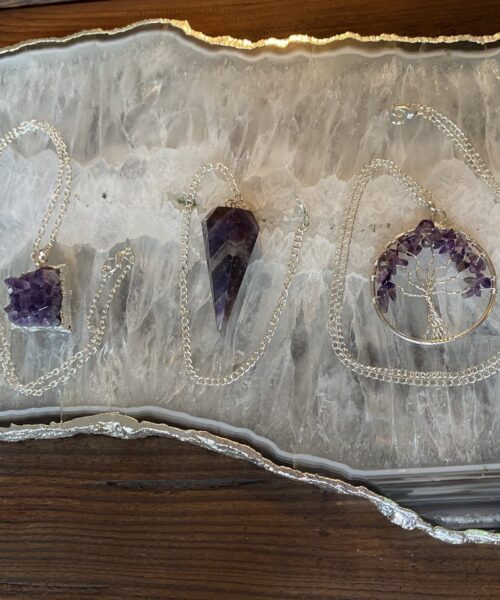Necklaces & Pendants