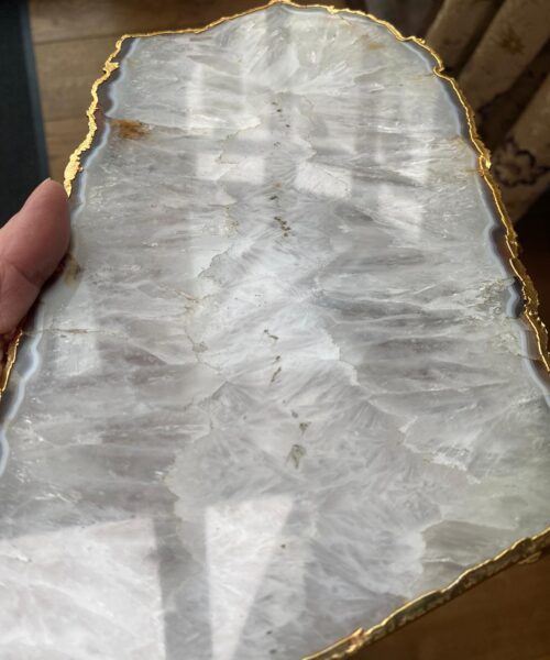 Large Premium White Agate Natural Shape 24ct Gold Edge Platter 3 / Cheeseboard / Tray / Sign Board L30xW16xD1cm – 1128g - Image 8