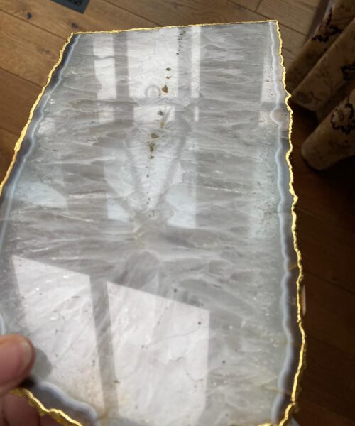 Large Premium White Agate Natural Shape 24ct Gold Edge Platter 4 / Cheeseboard / Tray / Sign Board L29xW15xD1cm – 1196g - Image 8