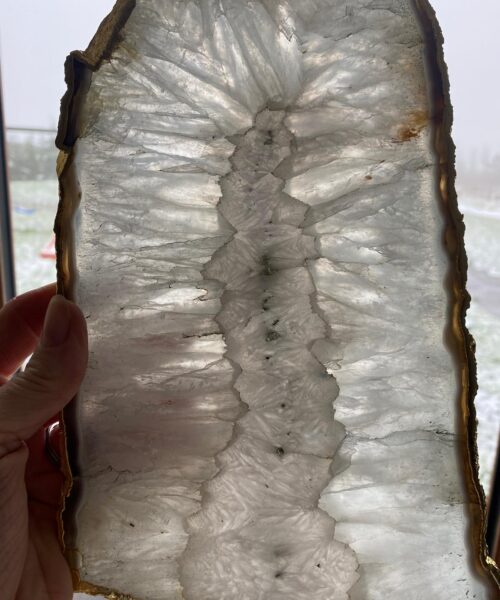 Large Premium White Agate Natural Shape 24ct Gold Edge Platter 5 / Cheeseboard / Tray / Sign Board L28xW16xD1cm – 1182g - Image 10