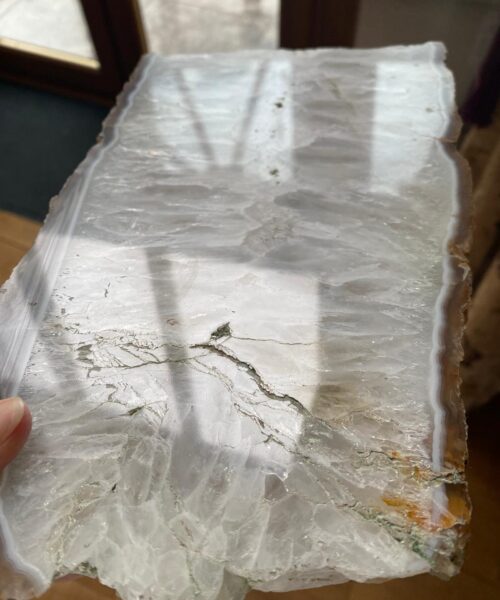 Large Premium White Agate Natural Shape Natural Edge Platter 3 / Cheeseboard / Tray / Sign Board L29xW16xD1cm – 1281g - Image 9