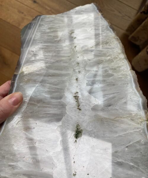 Large Premium White Agate Natural Shape Natural Edge Platter 5 / Cheeseboard / Tray / Sign Board L34xW18xD1cm – 1514g - Image 6