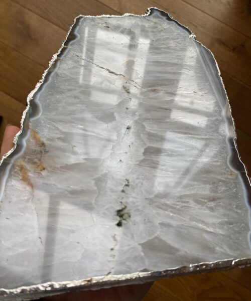 Large Premium White Agate Natural Shape Silver Edge Platter 1 / Cheeseboard / Tray / Sign Board L29xW16xD1cm – 1279g - Image 9