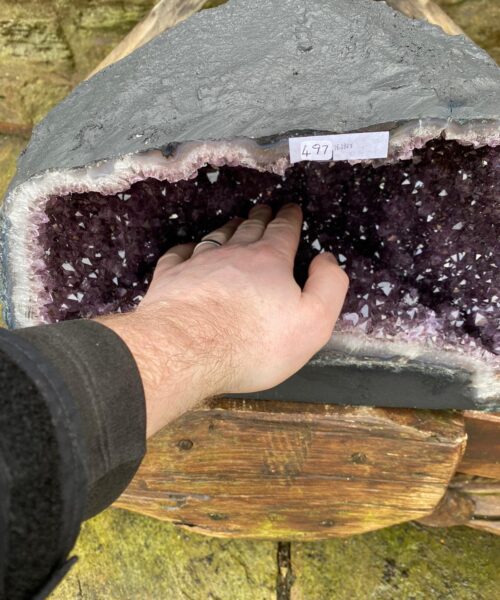 Amethyst Crystal Geode 497 Premium Queen Grade 16.18kg – H22xW32xD18cm - Image 4