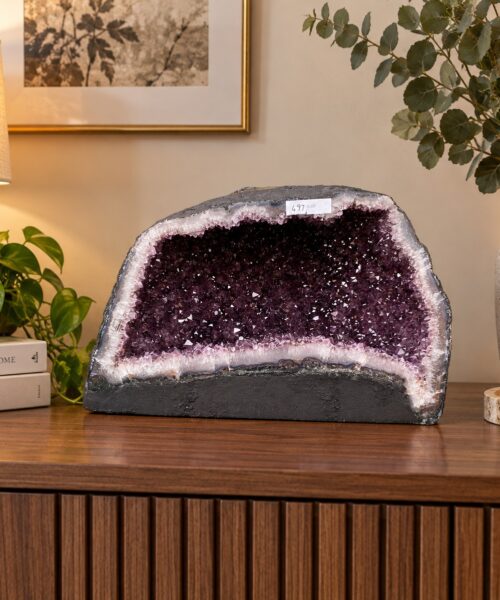 Amethyst Crystal Geode 497 Premium Queen Grade 16.18kg – H22xW32xD18cm