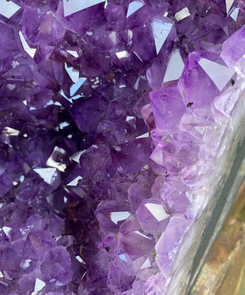 Amethyst Crystal Geode 525 Premium Queen Grade 26.1kg – H37xW38xD19cm - Image 12