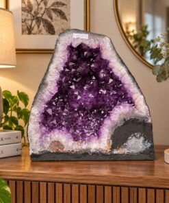 Amethyst Crystal Geode 525 Premium Queen Grade 26.1kg – H37xW38xD19cm