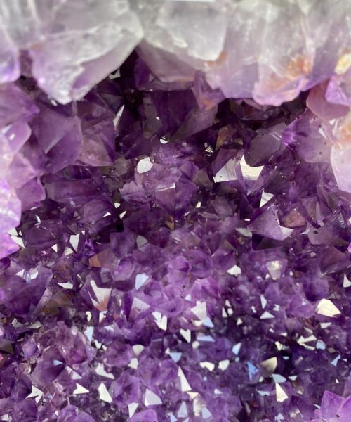 Amethyst Crystal Geode 525 Premium Queen Grade 26.1kg – H37xW38xD19cm - Image 6