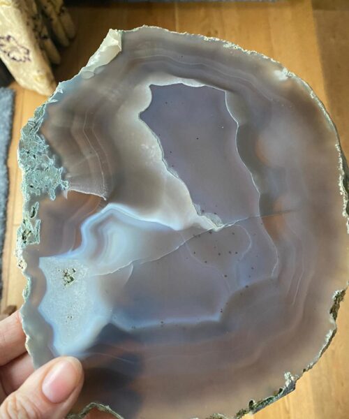 Large Premium Grey Agate Natural Shape Natural Edge Platter 1 / Cheeseboard / Tray / Sign Board L23xW19xD1cm – 1007g - Image 12