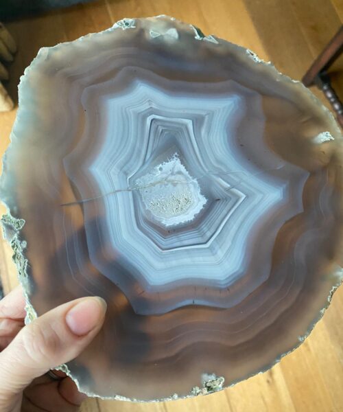 Large Premium Grey Agate Natural Shape Natural Edge Platter 4 / Cheeseboard / Tray / Sign Board L25xW22xD1cm – 1214g