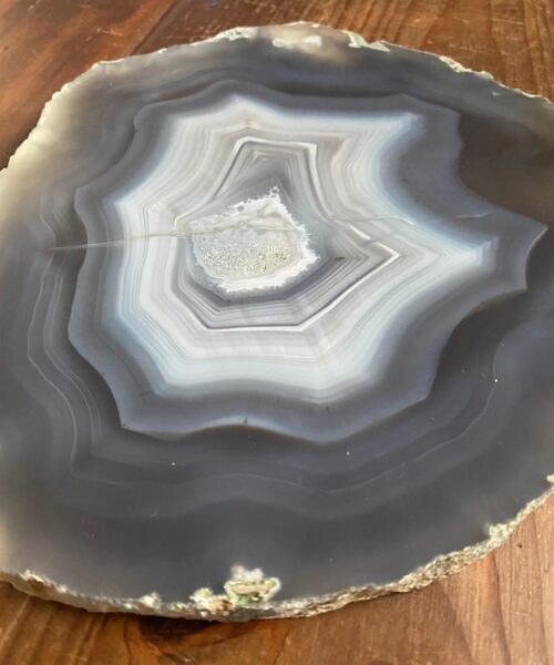 Large Premium Grey Agate Natural Shape Natural Edge Platter 4 / Cheeseboard / Tray / Sign Board L25xW22xD1cm – 1214g - Image 3