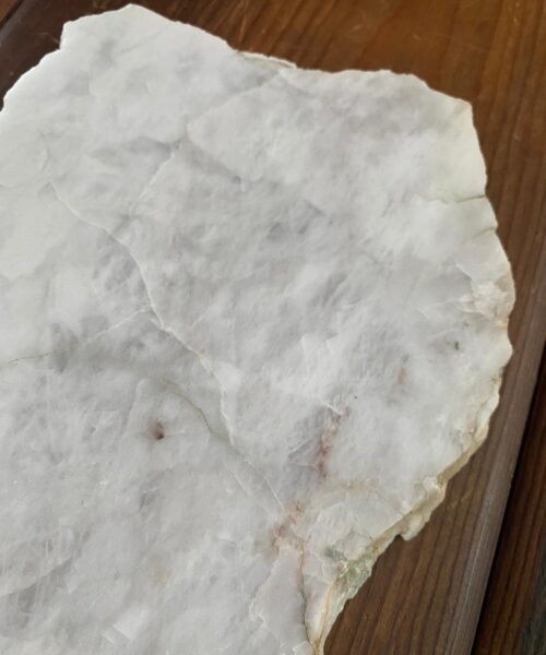 Large Premium White Quartz Natural Shape Natural Edge Platter 3 / Cheeseboard / Tray / Sign Board L33xW20xD1cm - 1136g - Image 4
