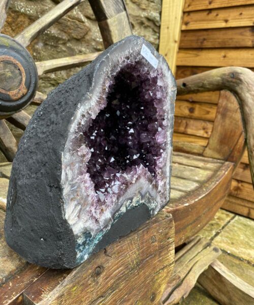 Amethyst Crystal Geode 586 Premium Queen Grade 13.25kg H26xW25xD20cm - Image 11