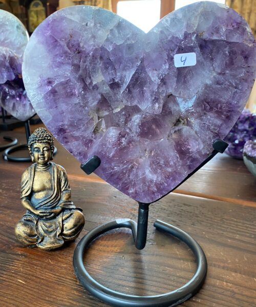 Extra Large – Huge Amethyst Heart 4 Iron Base Purple Quartz Geode Crystal 2.223kg H22xW17xD4.5cm
