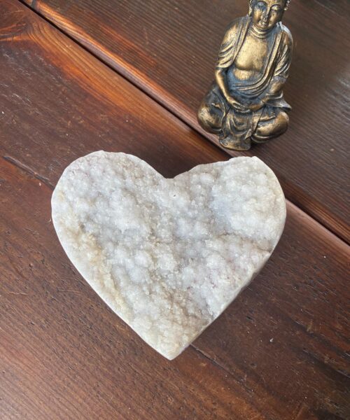 Alternative view of Large White Amethyst Heart 10 White Quartz Geode Crystal Gift 1.337kg - H12xW14.5xD6cm