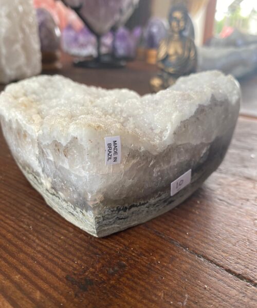 Large White Amethyst Heart 10 White Quartz Geode Crystal Gift 1.337kg - H12xW14.5xD6cm - Image 5