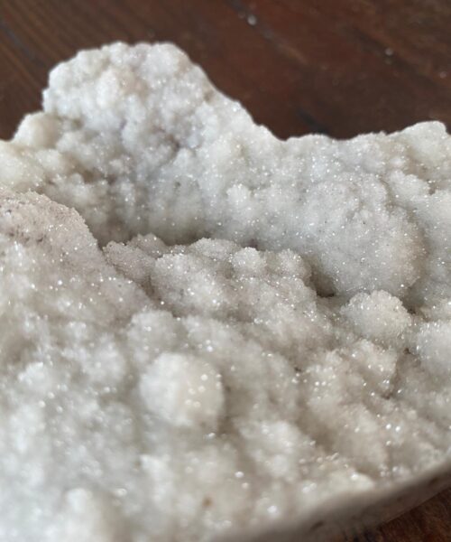 Large White Amethyst Heart 11 White Quartz Geode Crystal Gift 1.542kg - H12.5xW14xD7.5cm - Image 3