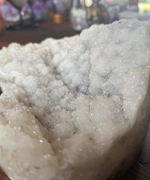 Large White Amethyst Heart 11 White Quartz Geode Crystal Gift 1.542kg - H12.5xW14xD7.5cm - Image 7