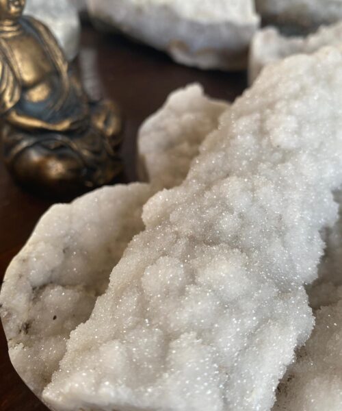 HUGE White Amethyst Heart 5 White Quartz Geode Crystal Gift 2.625kg - H28xW16xD10cm - Image 5