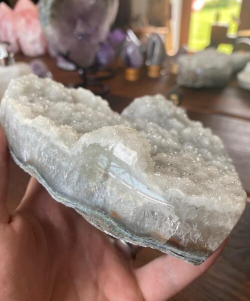 Large White Amethyst Heart 7 White Quartz Geode Crystal Gift 1.342kg - H16xW16xD5.5cm - Image 6