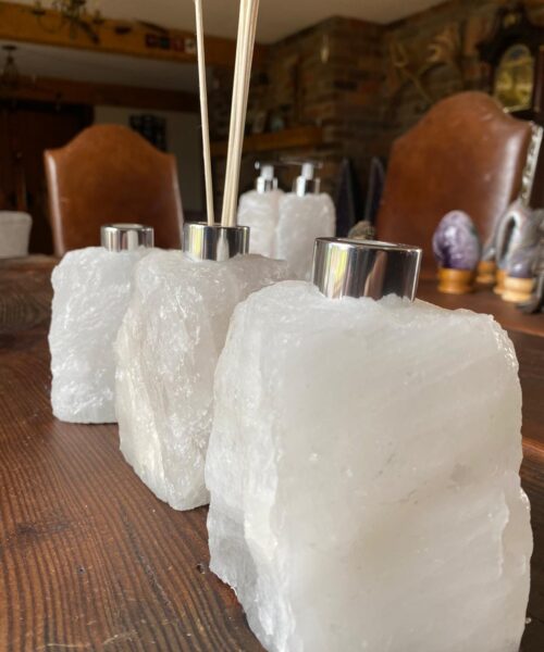 Alternative view of High Quality Snow White Quartz Crystal Gemstone Reed Diffuser 12cm Height x 9cm Width 1100g