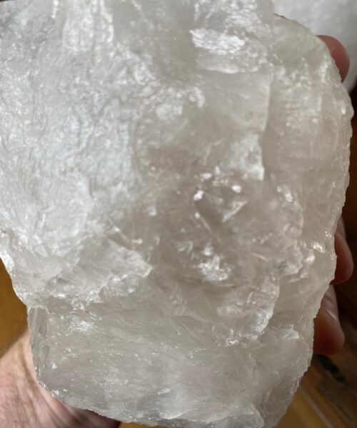 High Quality Snow White Quartz Crystal Gemstone Reed Diffuser 12cm Height x 9cm Width 1100g - Image 6