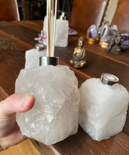 High Quality Snow White Quartz Crystal Gemstone Reed Diffuser 12cm Height x 9cm Width 1100g - Image 8