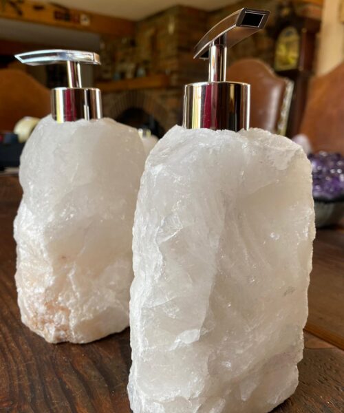 High Quality Snow White Quartz Crystal Gemstone Soap Dispenser 18cm Height x 10.5cm width 1600g - Image 3