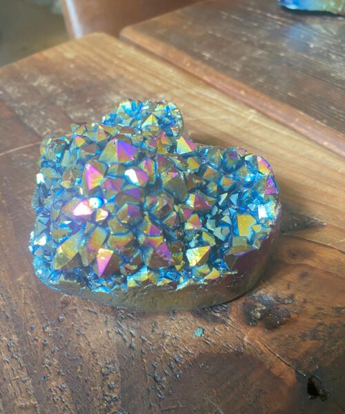 Rainbow Quartz Heart 10, Aura, Titanium, Cluster, Crystal, Gemstone 509g – H9xW9xD6cm - Image 3