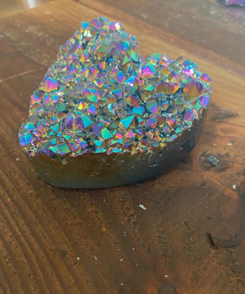 Rainbow Quartz Heart 2, Aura, Titanium, Cluster, Crystal, Gemstone 597g – H9.5xW9.5xD5cm - Image 3