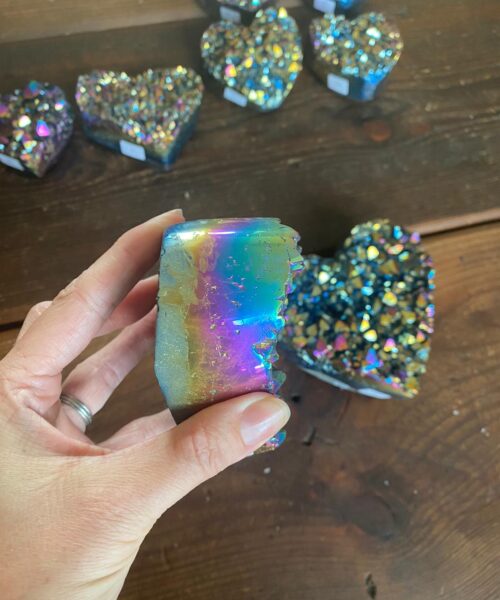 Rainbow Quartz Heart 2, Aura, Titanium, Cluster, Crystal, Gemstone 597g – H9.5xW9.5xD5cm - Image 6