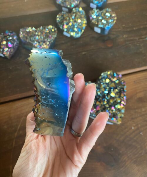 Rainbow Quartz Heart 2, Aura, Titanium, Cluster, Crystal, Gemstone 597g – H9.5xW9.5xD5cm - Image 7