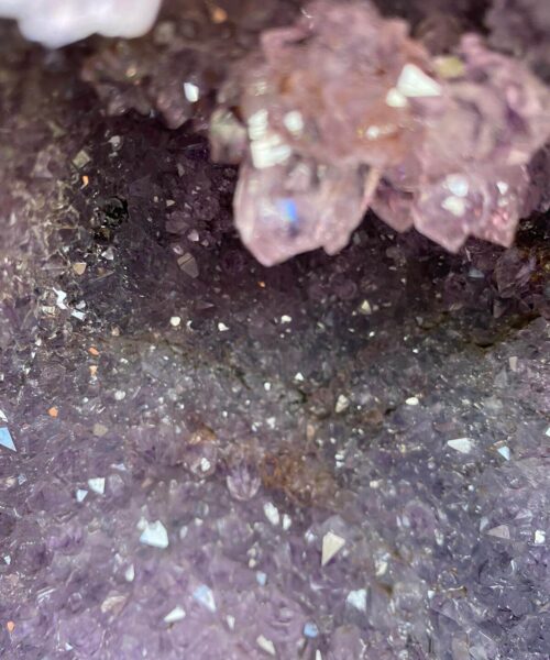Amethyst Crystal Geode 645 Premium Queen Grade 10.32kg H28xW27xD16cm - Image 11