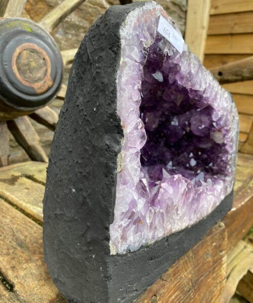 Amethyst Crystal Geode 658 Premium Queen Grade 12.4kg H25xW29xD18cm - Image 7