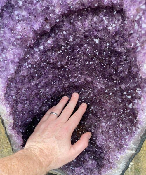 Very Tall Amethyst Crystal Geode 731 Premium Queen Grade 93kg – H114xW30xD32cm - Image 11