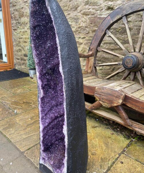 Very Tall Amethyst Crystal Geode 731 Premium Queen Grade 93kg – H114xW30xD32cm - Image 4