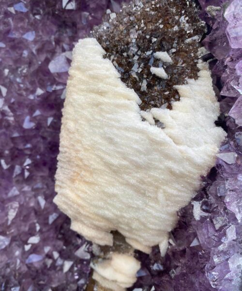 Very Tall Amethyst Crystal Geode PAIR 735 & 736 Premium Queen Grade 119kg each - H121xW37xD31cm - Image 17