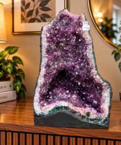 Amethyst Crystal Geode 670 Premium Queen Grade 19.6kg H40xW25xD22cm