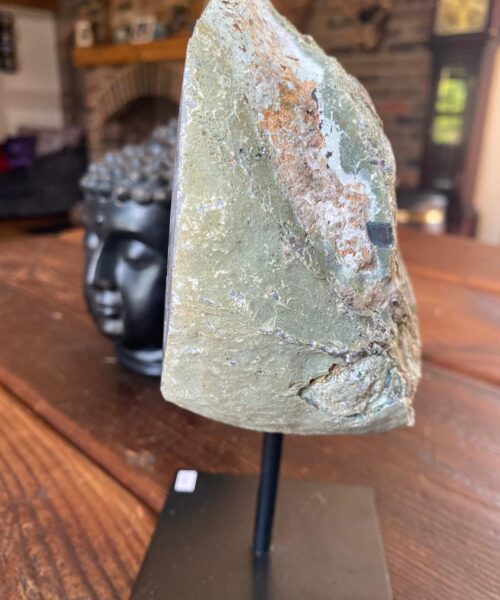 Premium Agate Geode on Stand 10 – 1.745g - H22xW14cm - Image 9
