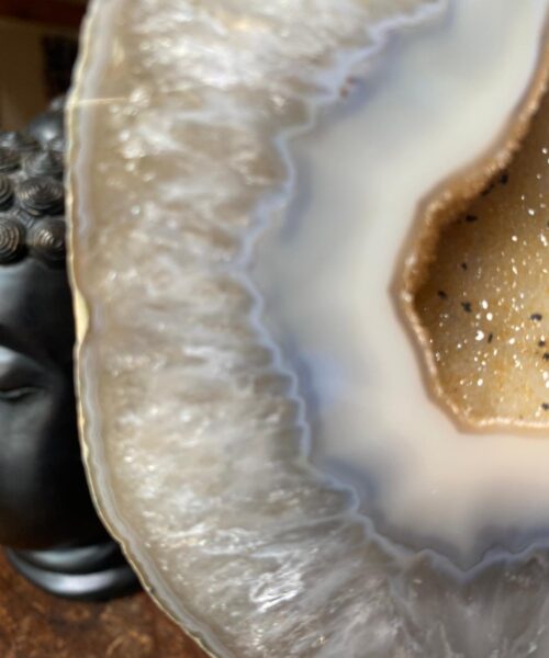 Premium Agate Geode on Stand 17 – 1.285g - H20xW12cm - Image 5
