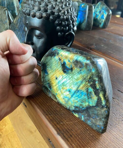 Very Large Blue Labradorite Freeform 26 Self Standing Healing Crystal Natural Polished Crystal Gem 1.372g – H10xW14.5xD5cm - Image 3