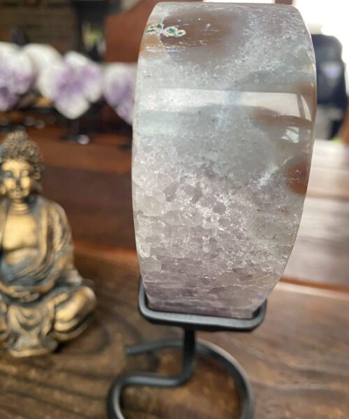 Large – Amethyst Heart 12 Iron Base Purple Quartz Geode Crystal 1.147kg H17.5xW15xD3.5cm - Image 8