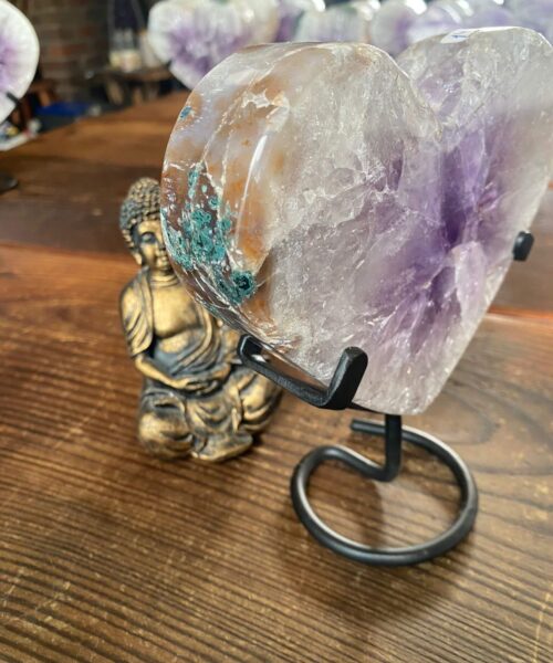 Large – Amethyst Heart 14 Iron Base Purple Quartz Geode Crystal 1.162kg H17.5xW15xD3.5cm - Image 4