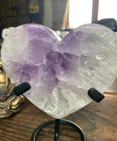 Large – Amethyst Heart 2 Iron Base Purple Quartz Geode Crystal 1.174kg H14.5xW12xD5cm - Image 4
