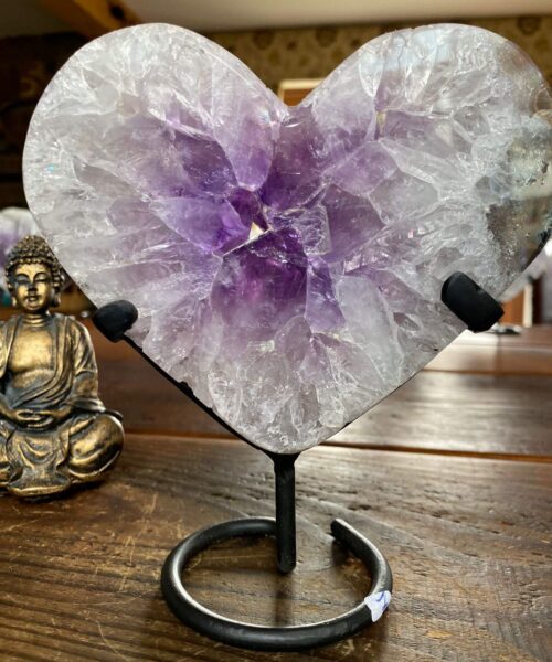 Large – Amethyst Heart 6 Iron Base Purple Quartz Geode Crystal 1.159kg H17xW15xD3.5cm