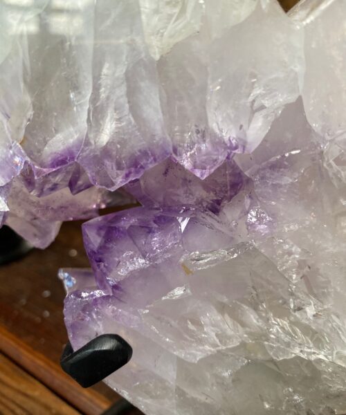 Extra Large – Huge Amethyst Heart 1 Iron Base Purple Quartz Geode Crystal 2.064kg H18.5xW18xD4.5cm - Image 3